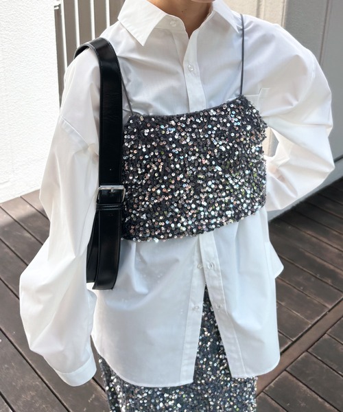 ISOOK(アイスー)の「【ISOOK / アイスー】スパンコールキャミソールビスチェ / セットアップ可能 スパンコールビスチェ ショート丈 セットアップ対応 キラキラ ZOZOTOWN限定(キャミソール・レディース・シルバー/ブラック・FREE)」の3枚目の写真