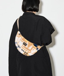 PENDLETON（ペンドルトン）の「【 PENDLETON / ペンドルトン 】 ボア 三日月型 ショルダーバッグ BOA MOONBAG（ショルダーバッグ・メンズ）」