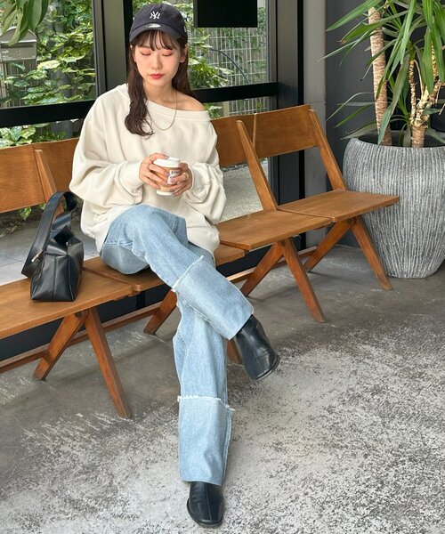 DISCOAT(ディスコート)の「【WEB限定】ピグメントワンショルスウェット(Tシャツ/カットソー・レディース・ブラウン/アイボリー/チャコールグレー/ライトグレー/ピンク・FREE/SHORT)」の9枚目の写真