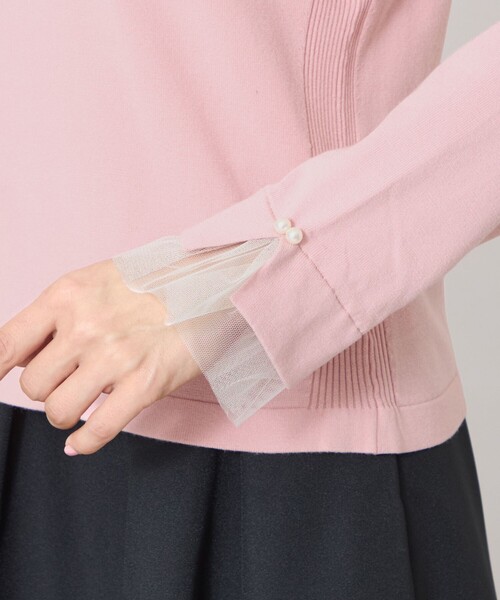 TO BE CHIC(トゥー ビー シック)の「レーヨンポリエステル プルオーバーニット(ニット/セーター・レディース・イエロー/オフホワイト/ブルー/ブラック/ピンク系その他2・42/40)」の16枚目の写真