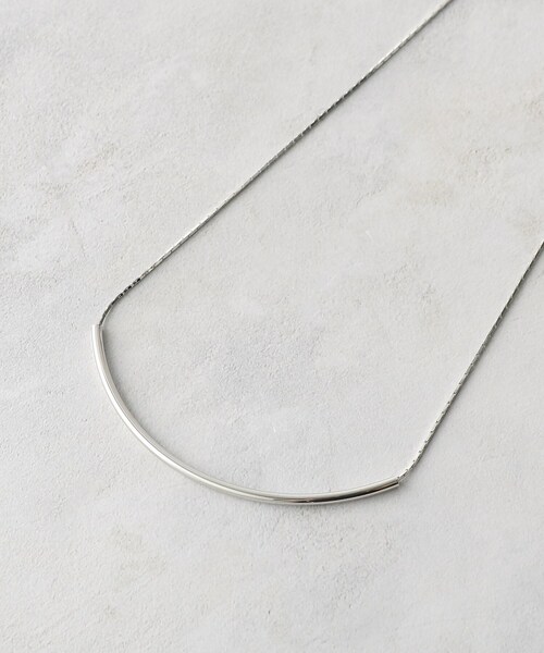 OPAQUE.CLIP（オペークドットクリップ）の「◆ムーンメタルバーネックレス（ネックレス・レディース・シルバー/ゴールド・00）」の2枚目の写真