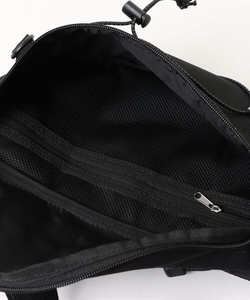 Dickies(ディッキーズ)の「【Dickies】OVAL LOGO WAISTBAG / ディッキーズ オーバルロゴ ウェストバッグ 4L(ボディバッグ/ウエストポーチ・メンズ・アーミー/ブラック系その他/ブラック/ブルーグレー・FREE)」の7枚目の写真