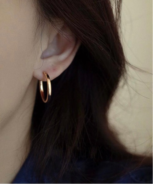 Burner（バーナー）の「【OKUOKU　0909】　サークル シンプル フープピアス 両耳用　 oku-pierce-673210000782-7 Nn【RBTS】（ピアス（両耳用）・レディース・シルバー/ゴールド系/ゴールド・FREE）」の5枚目の写真