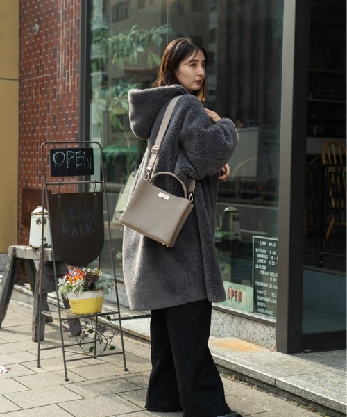 新品登場 本革 カウレザー ショルダーバッグ ファッション レディース ハンドバッグ ショルダーバッグZMJ099 新品未使用&frasl;ブラックレザーショルダーバッグ DEVICE＋ 本革 カウレザー