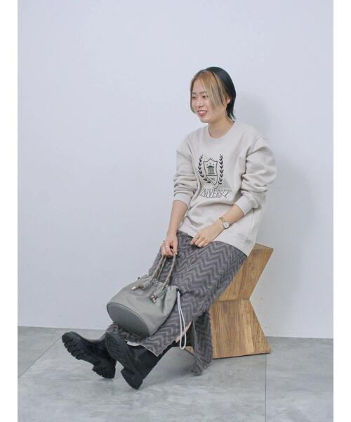 Samansa Mos2 blue(サマンサモスモスブルー)の「裏起毛ロゴ刺繍スウェット(Tシャツ/カットソー・レディース・ベージュ/ブルー/チャコールグレー・F)」の15枚目の写真