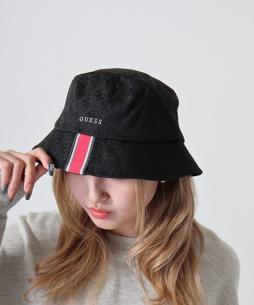 Guess（ゲス）の「GUESS STRAVE RAIN HAT(レディースハット）（ハット・レディース・ブラック/カーキオリーブ・M）」の2枚目の写真