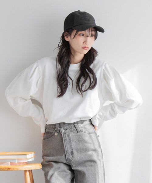 LOWRYS FARM（ローリーズファーム）の「パワショルウラケプルオーバー252822（スウェット・レディース・ブラック/ピンク/オフホワイト・FREE）」の2枚目の写真