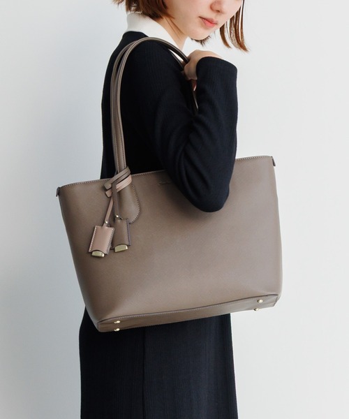 Jewelna Rose(ジュエルナローズ)の「リタ・トートバッグ A4ジャストサイズ 16145(トートバッグ・レディース・ブラック/スモークピンク/ライトベージュ/チャコール/バーガンディー・FREE)」の2枚目の写真