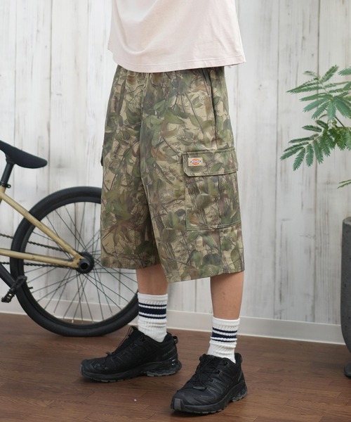 Dickies（ディッキーズ）の「【ムラサキスポーツ限定】Dickies/ディッキーズ MS DK EASY WIDE CARGO SHO ショーツ 81120900（その他パンツ・メンズ・ブラック/リアルツリーカモ/ベージュ/チャコール・M/L）」の4枚目の写真