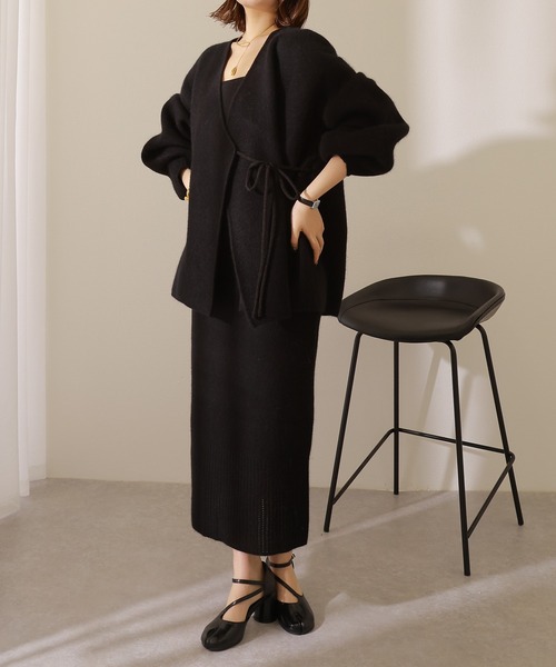 LAULEN(ローレン)の「cache coeur knit cardigan /カシュクール ボリュームスリーブ ニット カーディガン(カーディガン/ボレロ・レディース・ベージュ/ブラック/アイボリー・FREE)」の13枚目の写真