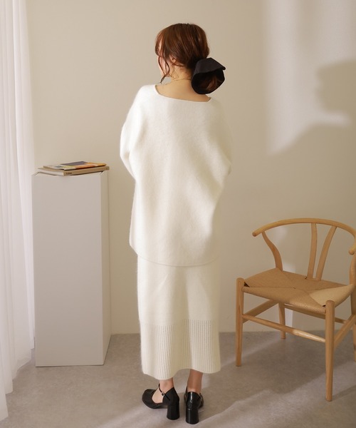 LAULEN(ローレン)の「cache coeur knit cardigan /カシュクール ボリュームスリーブ ニット カーディガン(カーディガン/ボレロ・レディース・ベージュ/ブラック/アイボリー・FREE)」の19枚目の写真