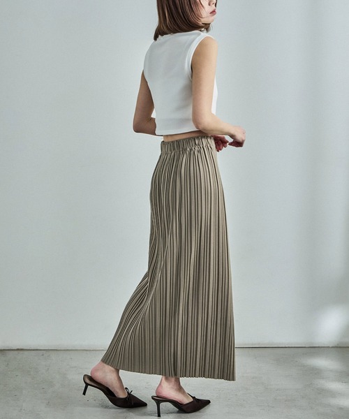 Fashion Letter（ファッションレター）の「プリーツロングスカート（スカート・レディース・アイボリー/グレイッシュベージュ/イエロー/グリーン/パープル/チャコール/ブラック・M/L）」の17枚目の写真