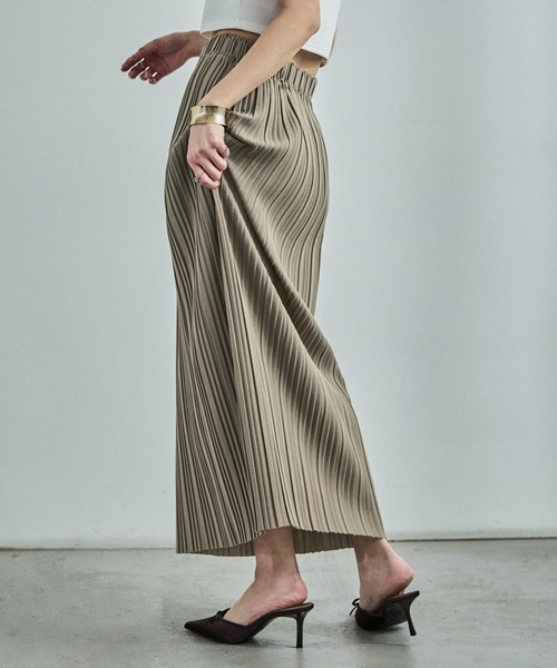 Fashion Letter（ファッションレター）の「プリーツロングスカート（スカート・レディース・アイボリー/グレイッシュベージュ/イエロー/グリーン/パープル/チャコール/ブラック・M/L）」の18枚目の写真