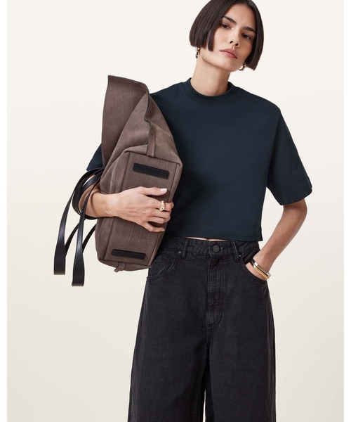 ALLSAINTS（オールセインツ）の「LOTTIE CREW NECK CROPPED T-SHIRT | LOTTIE クルー ネック クロップド Tシャツ（Tシャツ/カットソー・レディース・ブラック系その他・M/S/XS/L）」の4枚目の写真