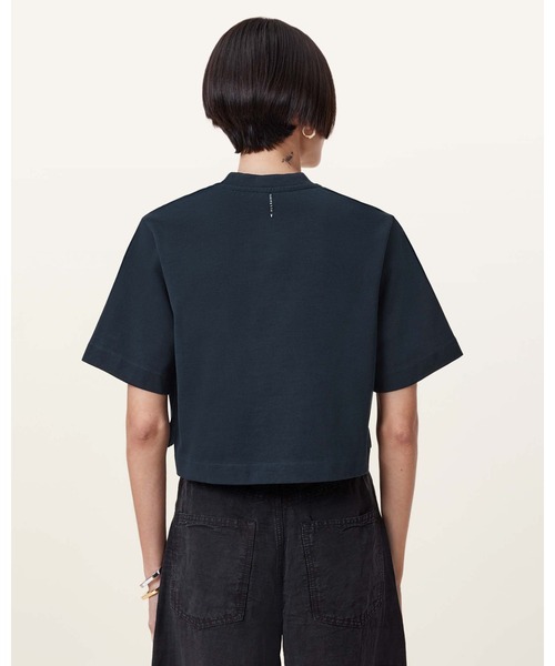 ALLSAINTS（オールセインツ）の「LOTTIE CREW NECK CROPPED T-SHIRT | LOTTIE クルー ネック クロップド Tシャツ（Tシャツ/カットソー・レディース・ブラック系その他・M/S/XS/L）」の6枚目の写真