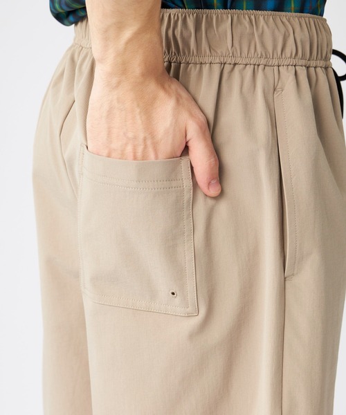 Kappa(カッパ)の「【水陸両用】ナイロンハーフパンツ (ユニセックス)(その他パンツ・レディース・ブラック/サンドベージュ・MEDIUM/LARGE/X-LARGE/XX-LARGE)」の6枚目の写真