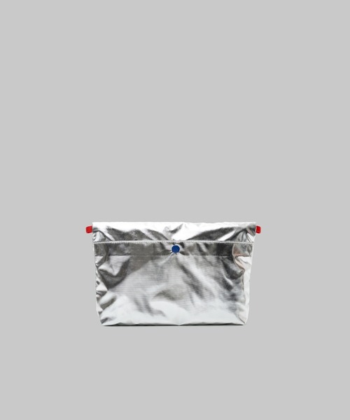 Topologie（トポロジー）の「Musette Medium ミュゼット ミディアム【バッグ単体】（ショルダーバッグ・レディース・ブラック/レッド/モスグリーン/ホワイト/シルバー/カーキ・ONE SIZE）」の8枚目の写真
