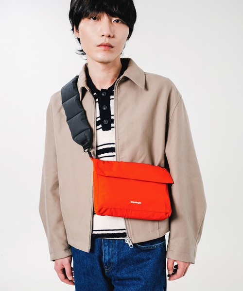 Topologie（トポロジー）の「Musette Medium ミュゼット ミディアム【バッグ単体】（ショルダーバッグ・レディース・ブラック/レッド/モスグリーン/ホワイト/シルバー/カーキ・ONE SIZE）」の11枚目の写真