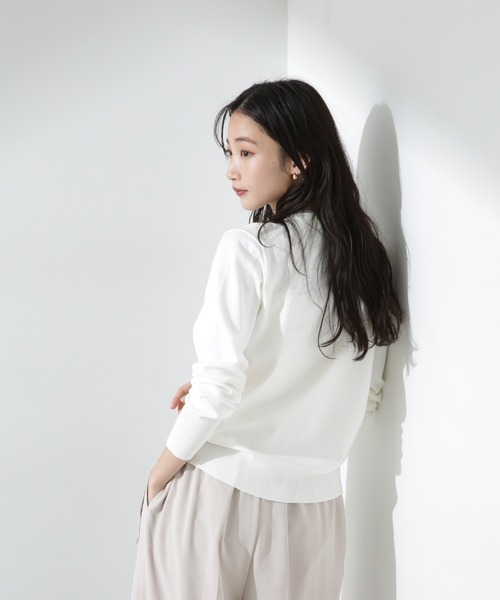 NANO universe（ナノユニバース）の「洗濯機洗可バンブーレーヨンニットカーディガン（ニット/セーター・レディース・ホワイト/ネイビー/ピンク・FREE）」の12枚目の写真