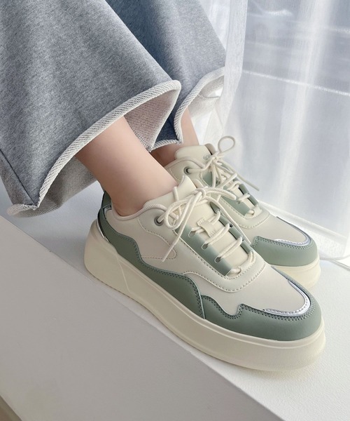 ORiental TRaffic(オリエンタルトラフィック)の「配色コートソールスニーカー/OT3756(スニーカー・レディース・グリーン/ベージュ/ブラック・34/35/36/37/38/39/40/41/42)」の1枚目の写真