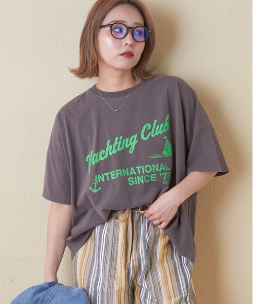 CUBE SUGAR(キューブシュガー)の「32/-天竺オゾン加工ネオンプリントTシャツ(Tシャツ/カットソー・レディース・マルチ/スミクロ/ベージュ/パープル/ホワイト・M)」の2枚目の写真