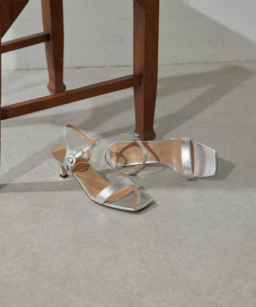 GALLARDAGALANTE（ガリャルダガランテ）の「【2.718】ストラップサンダル（サンダル・レディース・シルバー/ブラック・37/36/38）」の7枚目の写真