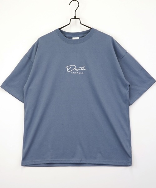 BAYBLO（ベイブロ）の「(GV)ワイドシルエットミニロゴTシャツ　吸水速乾 UVカット（Tシャツ/カットソー・メンズ・ダークグリーン/ブルー/ホワイト系その他2/ブラック系その他3/ブラック/グレイッシュベージュ/ブラック系その他2/サーモンピンク/ホワイト/スミクロ/ネイビー/ミント・M/L/LL）」の11枚目の写真