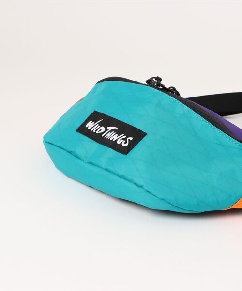 WILD THINGS（ワイルドシングス）の「【WILD THINGS】ナイロンウエストバッグ ボディバッグ（ボディバッグ/ウエストポーチ・メンズ・ブラック/マルチ/ベージュ・FREE）」の9枚目の写真