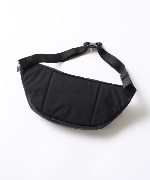 WILD THINGS（ワイルドシングス）の「【WILD THINGS】ナイロンウエストバッグ ボディバッグ（ボディバッグ/ウエストポーチ・メンズ・ブラック/マルチ/ベージュ・FREE）」の4枚目の写真