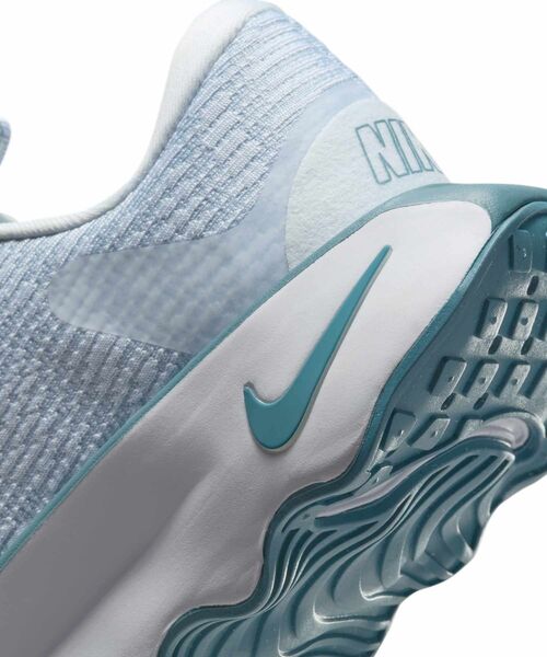 ナイキ モティバ ウィメンズ ウォーキングシューズ / Nike