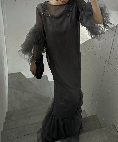 hem tiered volume sleeve embroidery OP（ワンピース