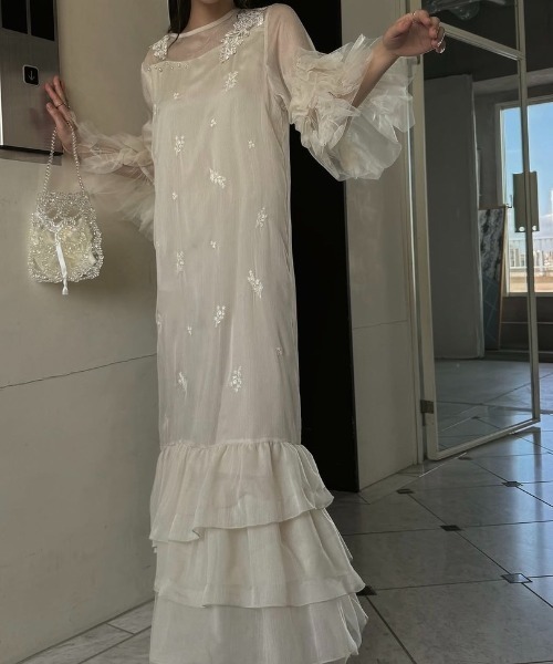 スーツ・フォーマル・ドレス hem tiered volume sleeve embroidery OP hem tiered volume sleeve embroidery OP（ワンピース）｜WILLFULLY