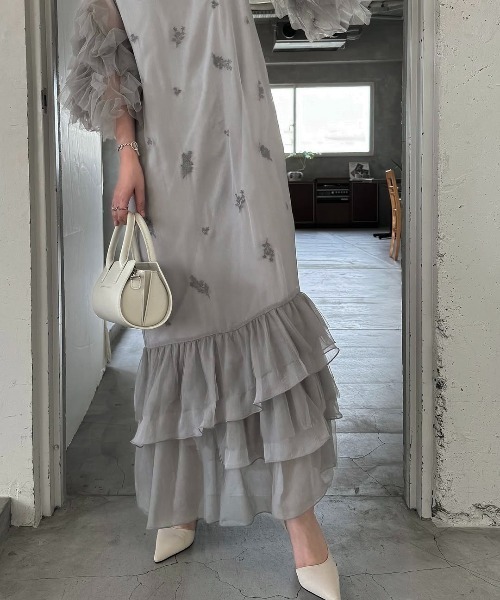 hem tiered volume sleeve embroidery OP（ワンピース
