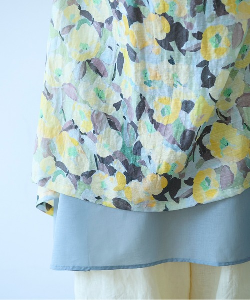 yuni（ユニ　）の「水彩花プリント　ノースリーブフレアワンピース（ワンピース・レディース・イエロー/ブルー・FREE）」の19枚目の写真
