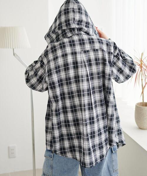 WEGO（ウィゴー）の「WEGO/フードチェックBIGシャツ（シャツ/ブラウス・レディース・ブラウン/ブラック・FREE）」の14枚目の写真