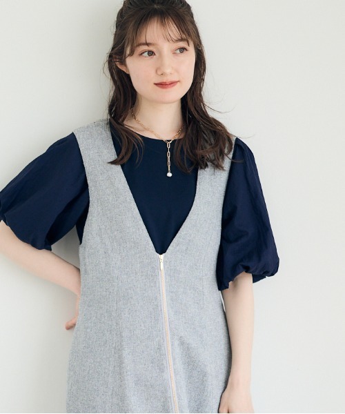 12Twelve Agenda（トゥエルブ　アジェンダ）の「シアーオーガンパフスリーブカットソープルオーバー（Tシャツ/カットソー・レディース・ネイビー/グレイッシュベージュ/チャコールグレー・M）」の17枚目の写真