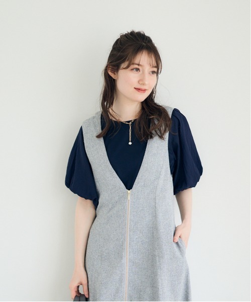 12Twelve Agenda（トゥエルブ　アジェンダ）の「シアーオーガンパフスリーブカットソープルオーバー（Tシャツ/カットソー・レディース・ネイビー/グレイッシュベージュ/チャコールグレー・M）」の18枚目の写真