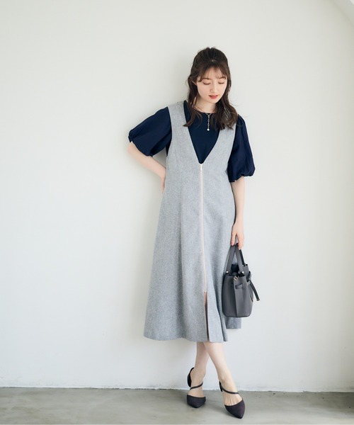 12Twelve Agenda（トゥエルブ　アジェンダ）の「シアーオーガンパフスリーブカットソープルオーバー（Tシャツ/カットソー・レディース・ネイビー/グレイッシュベージュ/チャコールグレー・M）」の21枚目の写真