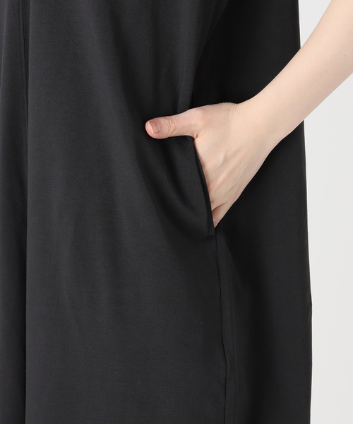 JOURNAL STANDARD relume(ジャーナルスタンダード レリューム)の「マキシプルオーバーワンピース(ワンピース・レディース・ブラック/カーキ・FREE)」の17枚目の写真