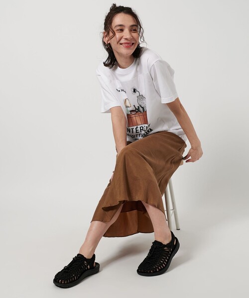 KEEN(キーン)の「<KEEN>ウィメンズ UNEEK/サンダル(サンダル・レディース・ブラック/ベージュ・23cm/25cm/23.5cm/24.5cm/24cm)」の4枚目の写真
