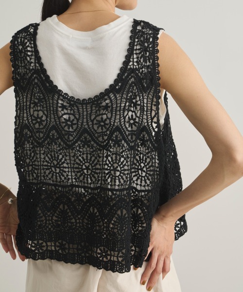 Libra Cue（リブラ キュー）の「かぎ編みレイヤードジレ（ベスト・レディース・アイボリー/ブラック・FREE）」の5枚目の写真