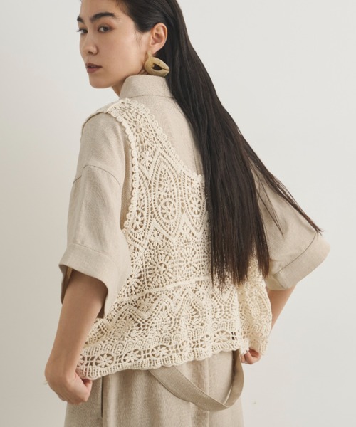 🔰 [Poncho-style vest that covers the front and buttocks