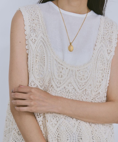 Libra Cue（リブラ キュー）の「かぎ編みレイヤードジレ（ベスト・レディース・アイボリー/ブラック・FREE）」の16枚目の写真