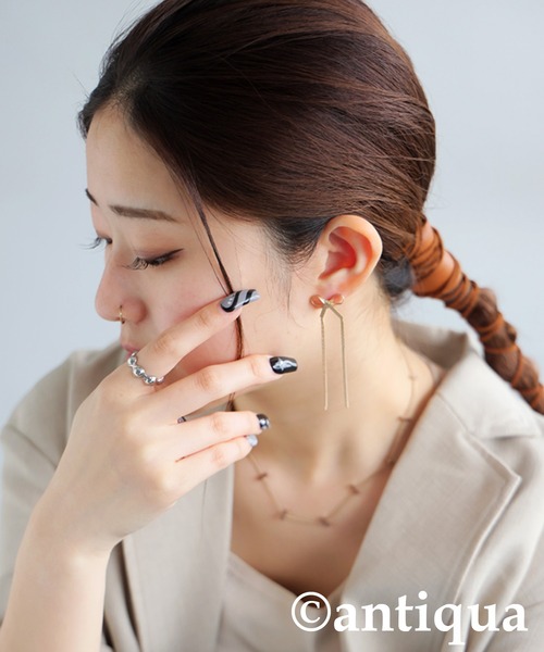 antiqua(アンティカ)の「リボンモチーフピアス(ピアス(両耳用)・レディース・ゴールド/シルバー/ブラック・フリー)」の11枚目の写真