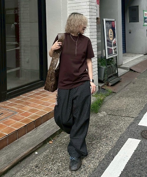 Chikashitsu +（チカシツプラス）の「【Chikashitsu +】antique coating buckle shoulder bag / 【チカシツプラス】アンティークコーティングバックルショルダーバッグ（ショルダーバッグ・メンズ・ブラウン・ONE SIZE）」の12枚目の写真