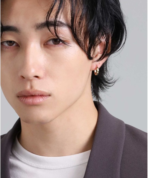 LION HEART(ライオンハート)の「“for Gift”クロッシングピアス(ELプレーンフープ/S SIZE)/K10ゴールド【LION HEART / ライオンハート】(ピアス(片耳用)・メンズ・ゴールド・ONE SIZE)」の11枚目の写真