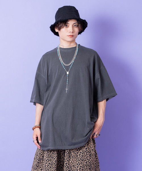 a.p.o.v.(エーピーオービー)の「a.p.o.v. ピグメントコットンオーバーサイズTシャツ(Tシャツ/カットソー・メンズ・チャコール/イエロー/グレー/ブルー/ピンク・ONESIZE)」の2枚目の写真