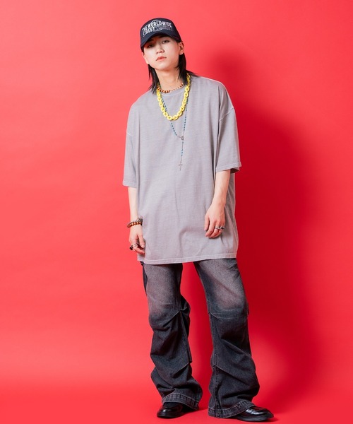 a.p.o.v.(エーピーオービー)の「a.p.o.v. ピグメントコットンオーバーサイズTシャツ(Tシャツ/カットソー・メンズ・チャコール/イエロー/グレー/ブルー/ピンク・ONESIZE)」の10枚目の写真