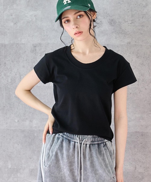 ANAP(アナップ)の「シンプルノーマルTシャツ(Tシャツ/カットソー・レディース・ネイビー/ブラウン/ホワイト/ブラック・FREE)」の11枚目の写真