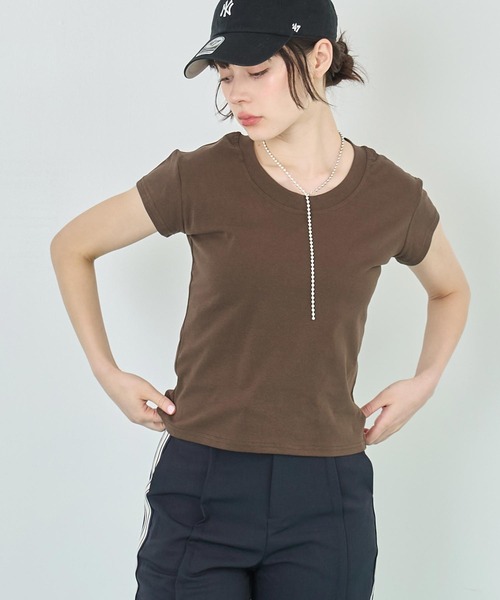 ANAP(アナップ)の「シンプルノーマルTシャツ(Tシャツ/カットソー・レディース・ネイビー/ブラウン/ホワイト/ブラック・FREE)」の17枚目の写真